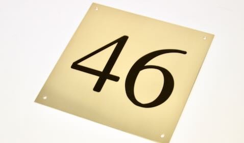 Huisnummerbord messing